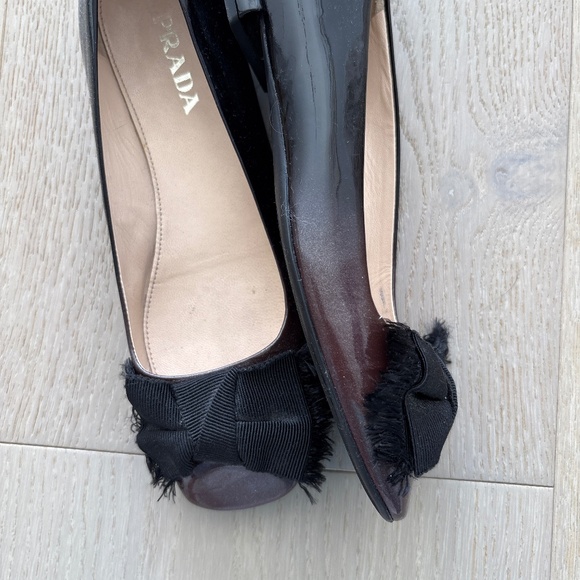 Prada shoes size 35.5 - Picture 2 of 2